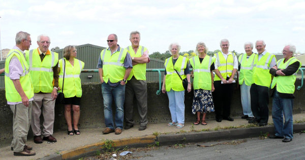 West Waste - Twickenham Society Group. Photo © Yvonne Hewett
